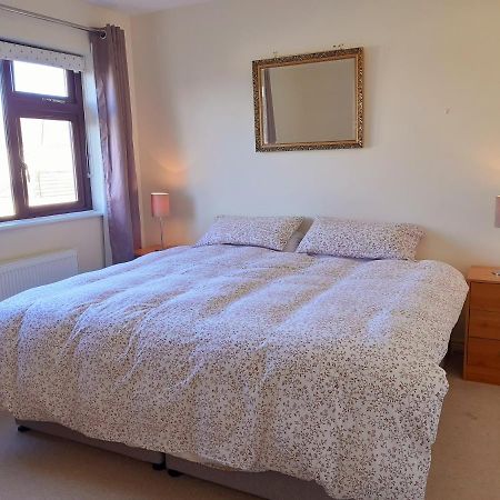 Budget Accommodation - Knocknacarra, Galway Ngoại thất bức ảnh