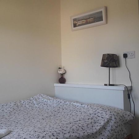 Budget Accommodation - Knocknacarra, Galway Ngoại thất bức ảnh