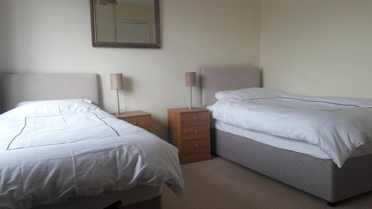 Budget Accommodation - Knocknacarra, Galway Ngoại thất bức ảnh